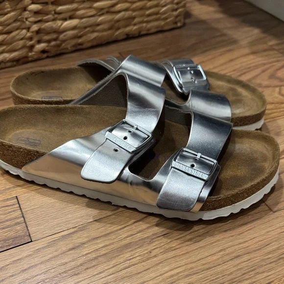 Birkenstock Women's Silver Sandals - Picture 3 of 4